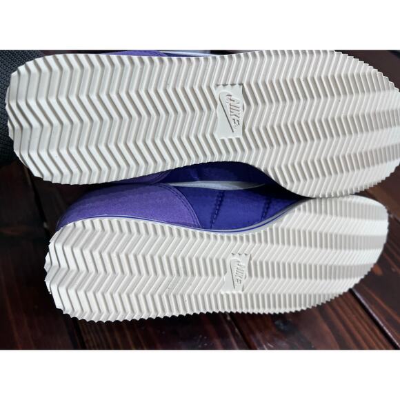 Nike Cortez Purple White DZ2795-500 Women’s Size 9.5 Retro Classic Shoes - Picture 7 of 14